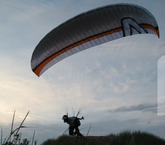 Voiles 4 Saisons - Ecole de parapente, paramoteur et snowkite au Qu&eacute;bec