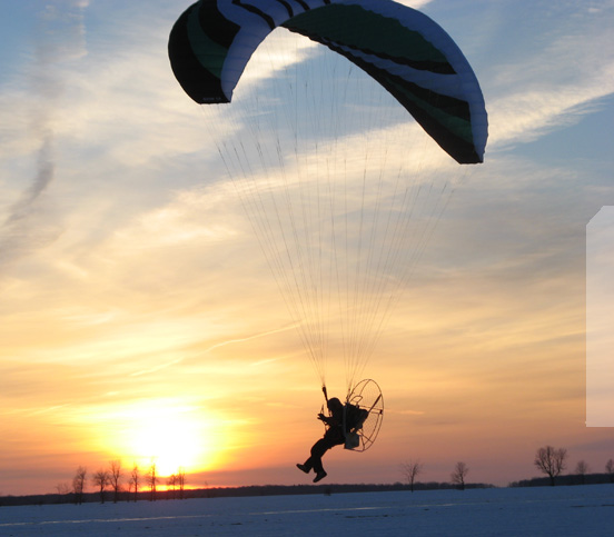 Voiles 4 Saisons - Ecole de parapente, paramoteur et snowkite au Qu&eacute;bec