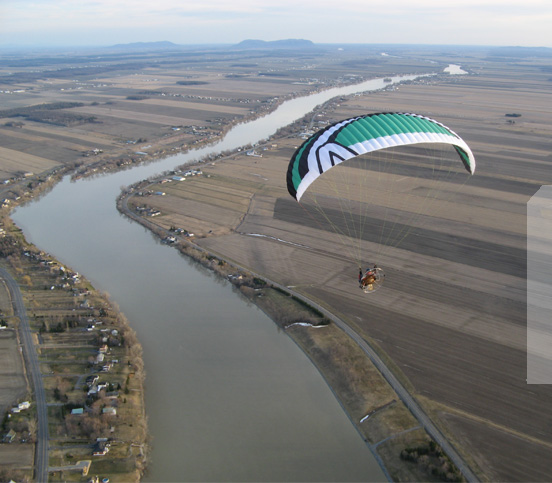 Voiles 4 Saisons - Ecole de parapente, paramoteur et snowkite au Qu&eacute;bec